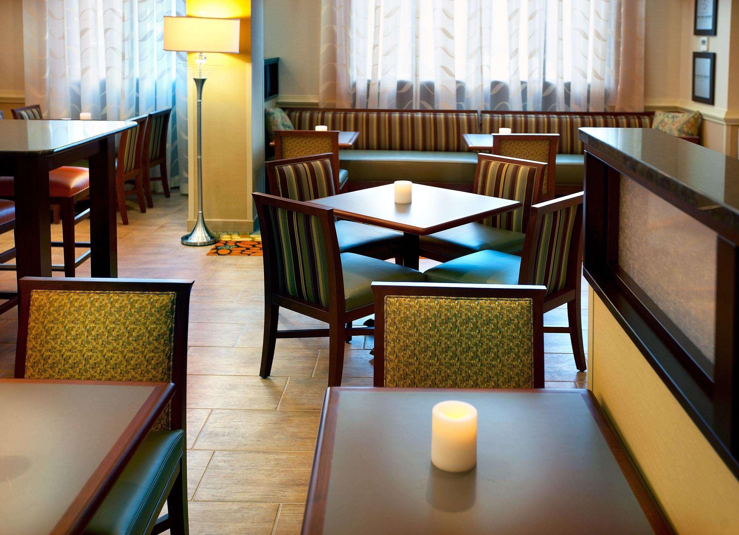 Hampton Inn אלכסנדריה מראה חיצוני תמונה