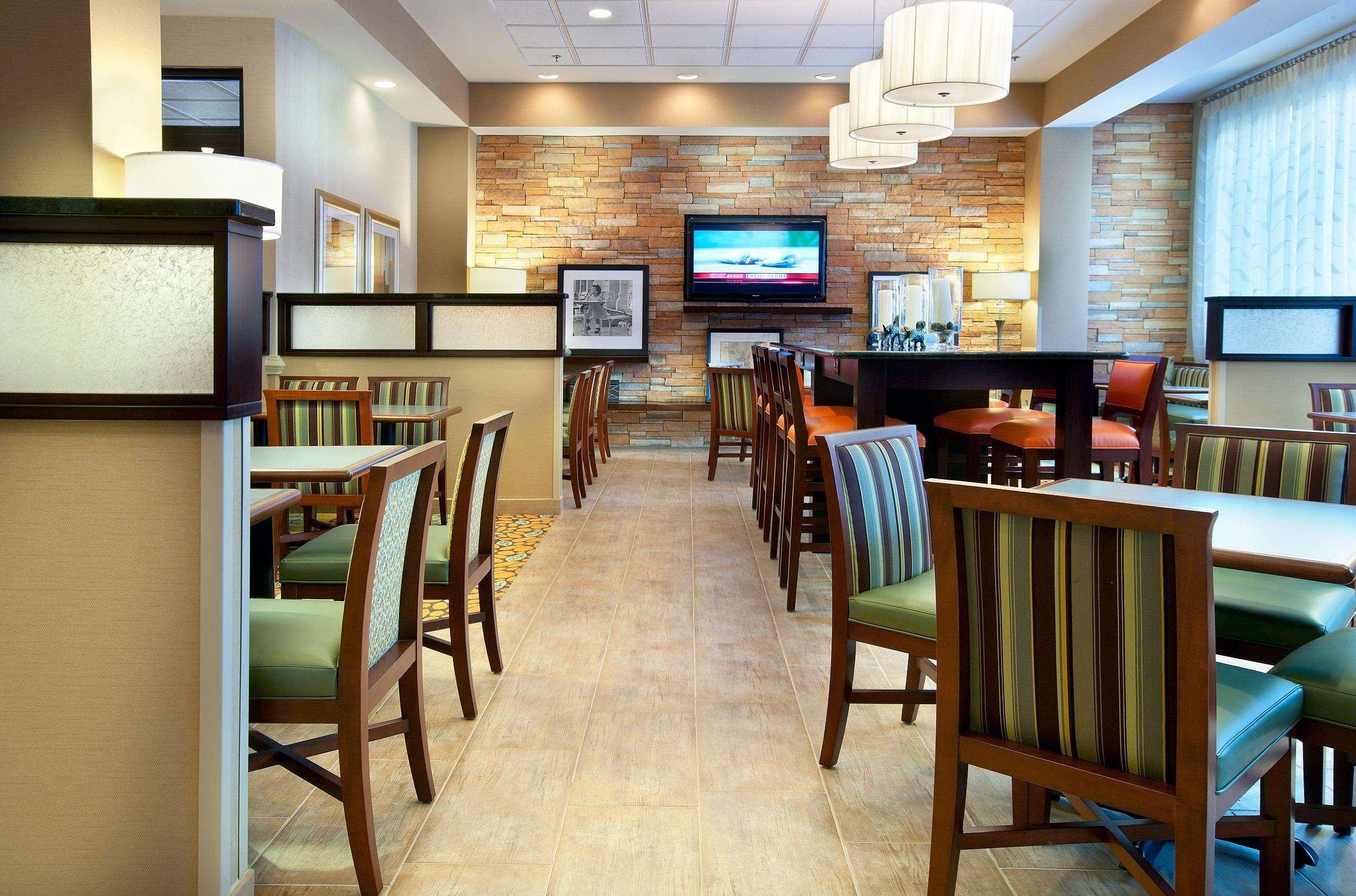 Hampton Inn אלכסנדריה מראה חיצוני תמונה