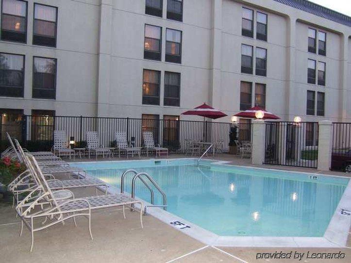 Hampton Inn אלכסנדריה מתקנים תמונה