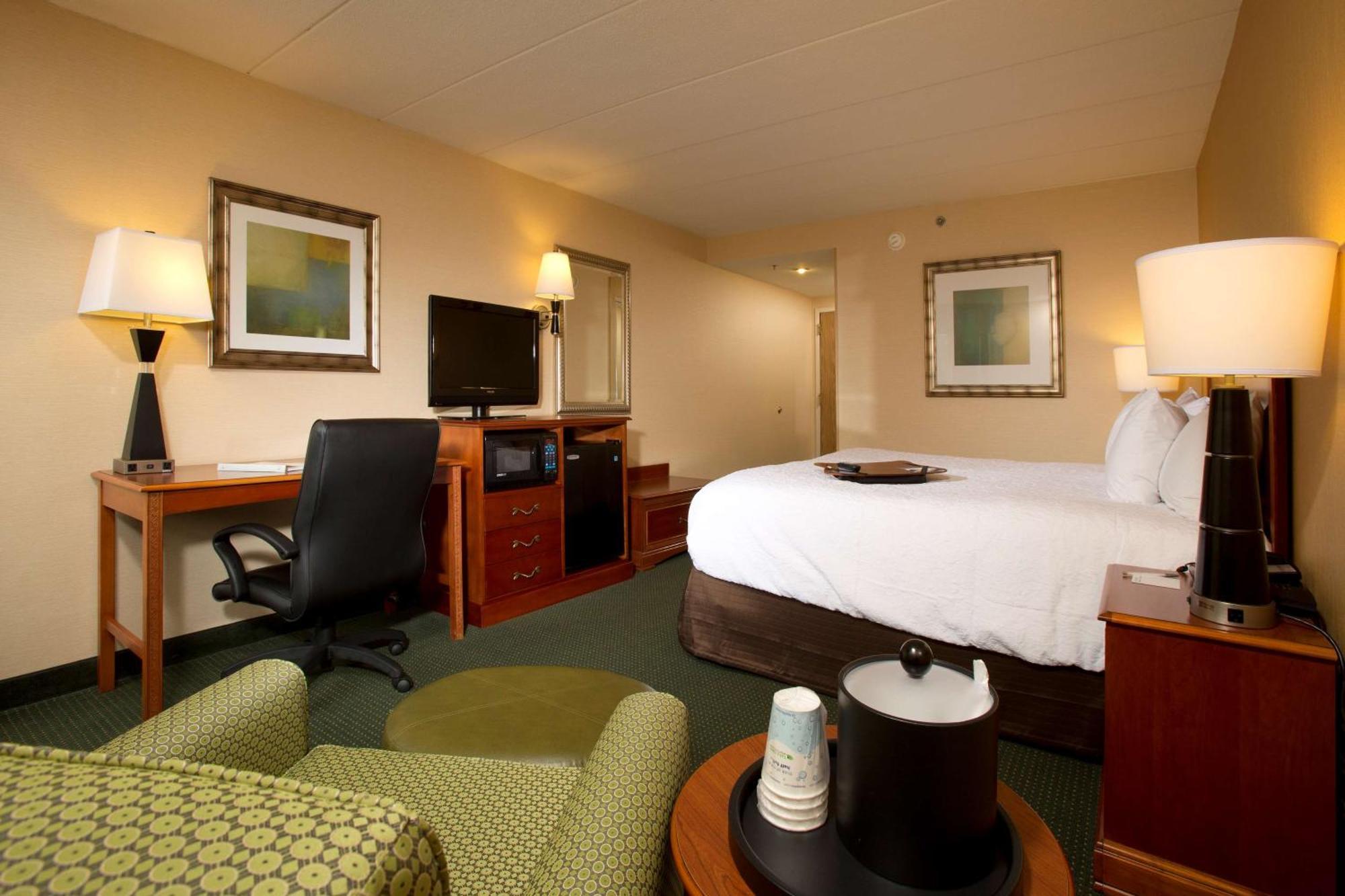 Hampton Inn אלכסנדריה מראה חיצוני תמונה